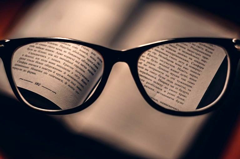 Beitragsbild für Prüfungsordnungen / Modulhandbücher / Studienführer